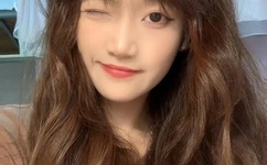 中日韩产精品1卡二卡三卡